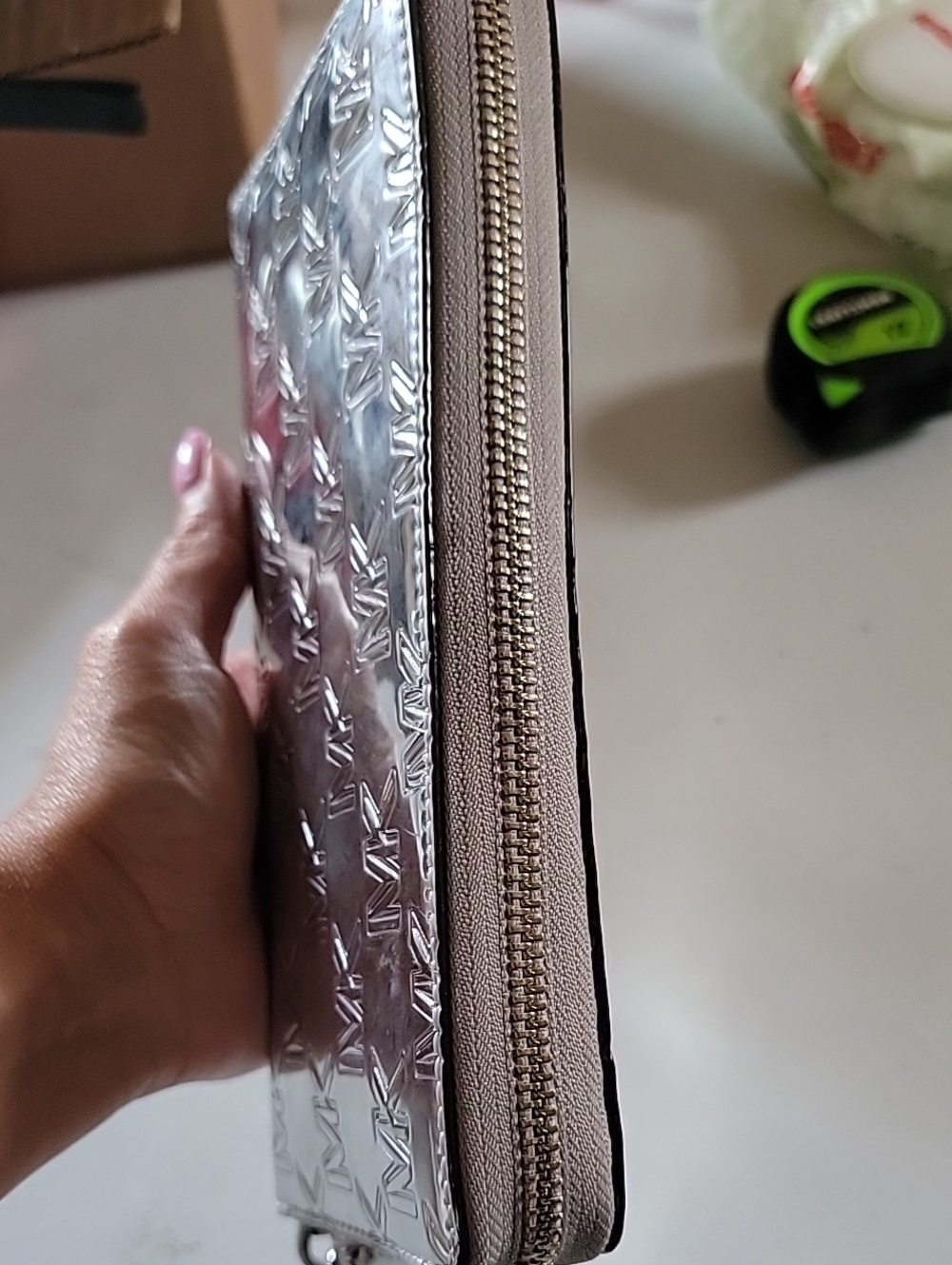 Michael Kors Jet Set Large Patent Logo Embossed Continental Wallet In Silver - Picture 9 of 14